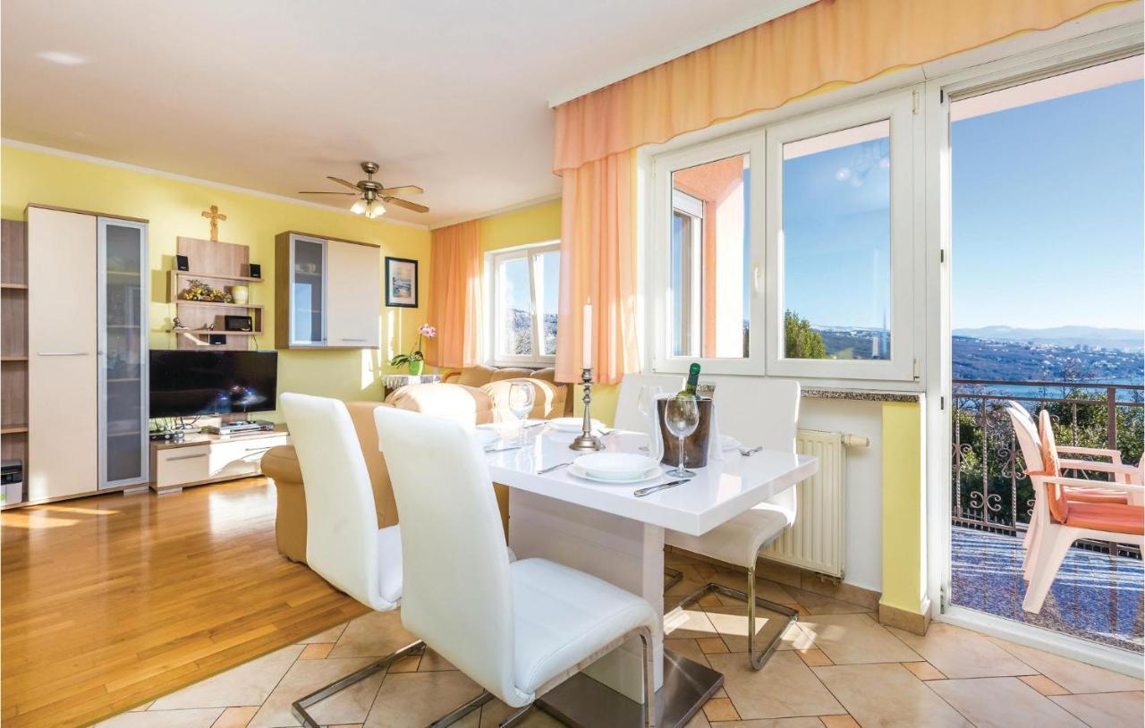Stunning Apartment In Volosko With House Sea View Екстериор снимка