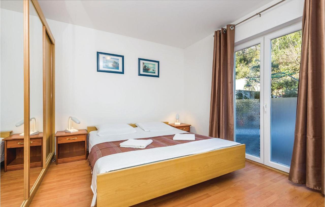 Stunning Apartment In Volosko With House Sea View Екстериор снимка